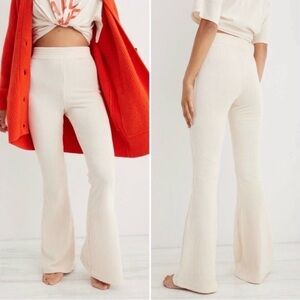 NWT Aerie Women's Cream Ribbed Flared Pants Size L